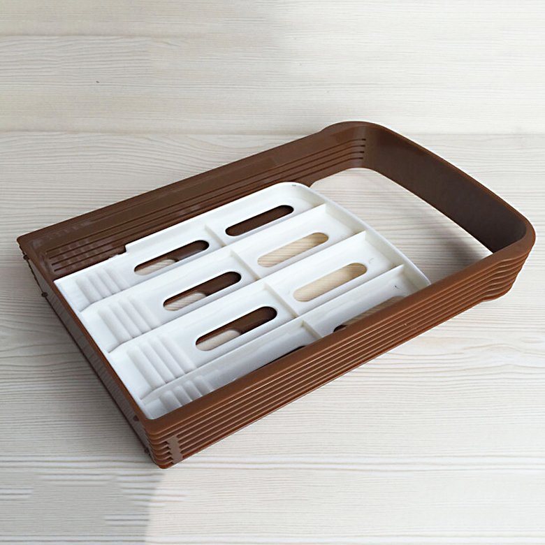 Foldable Bread Slicing Tool