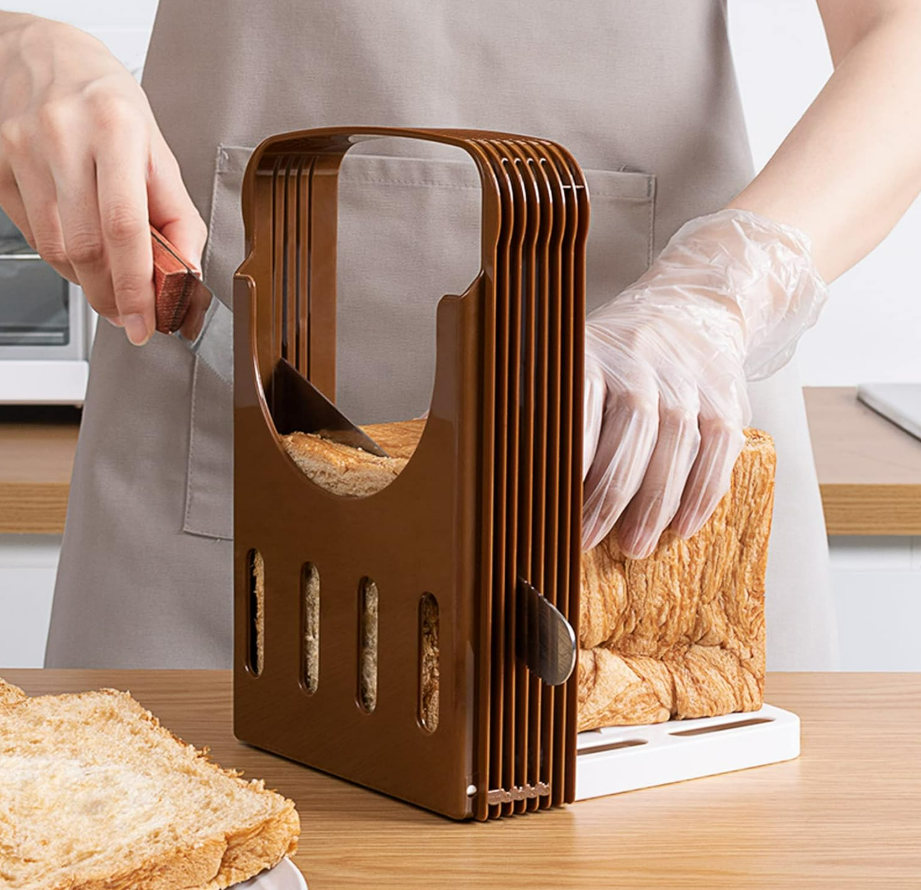 Foldable Bread Slicing Tool